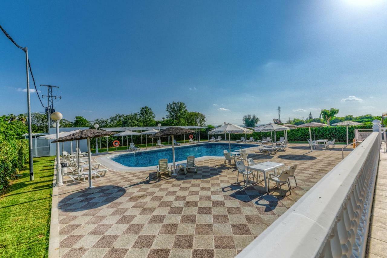 Hotel Torre De Los Guzmanes La Algaba Εξωτερικό φωτογραφία