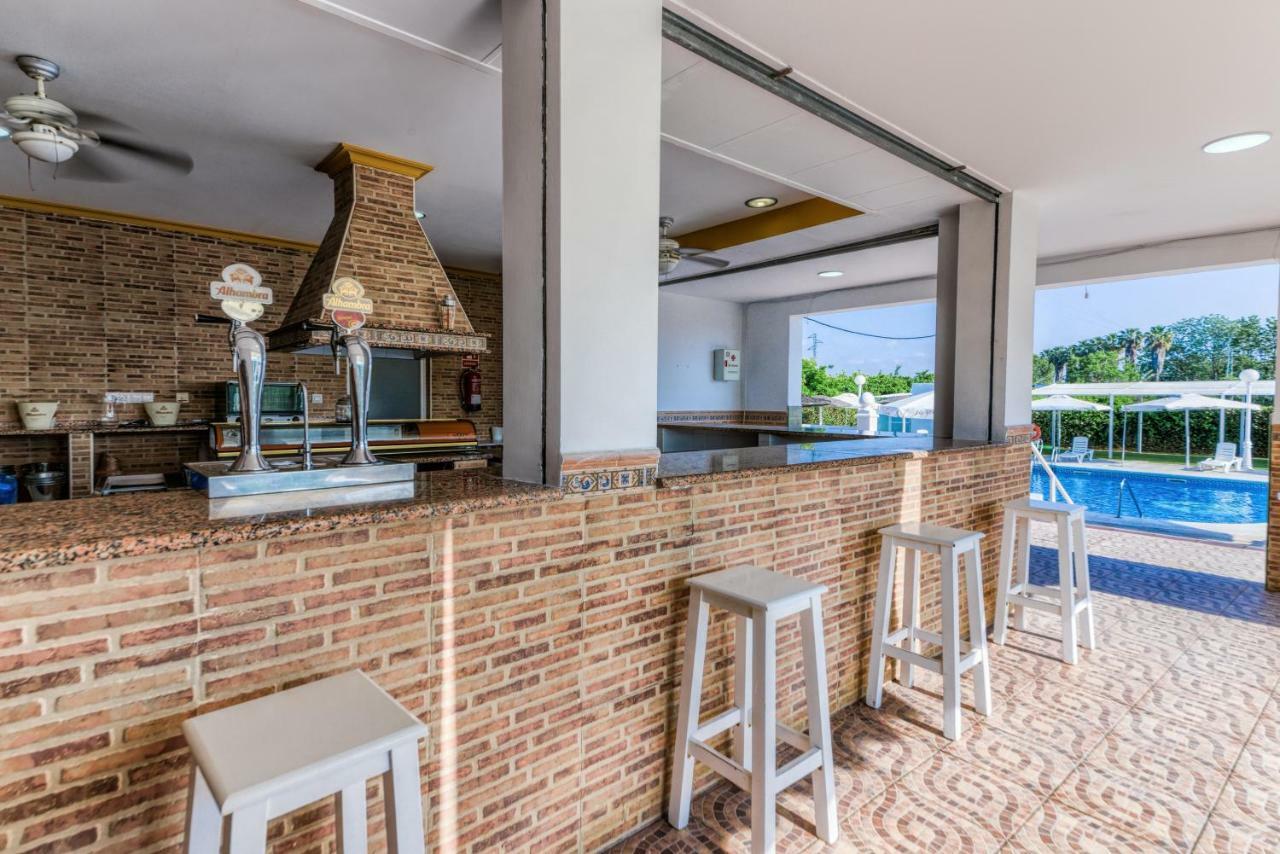 Hotel Torre De Los Guzmanes La Algaba Εξωτερικό φωτογραφία